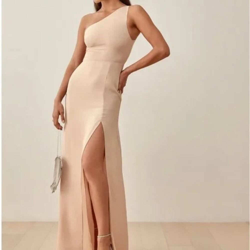NWT Reformation Evelyn Dress Champagne Tan Maxi Floor Length One Shoulder Gown